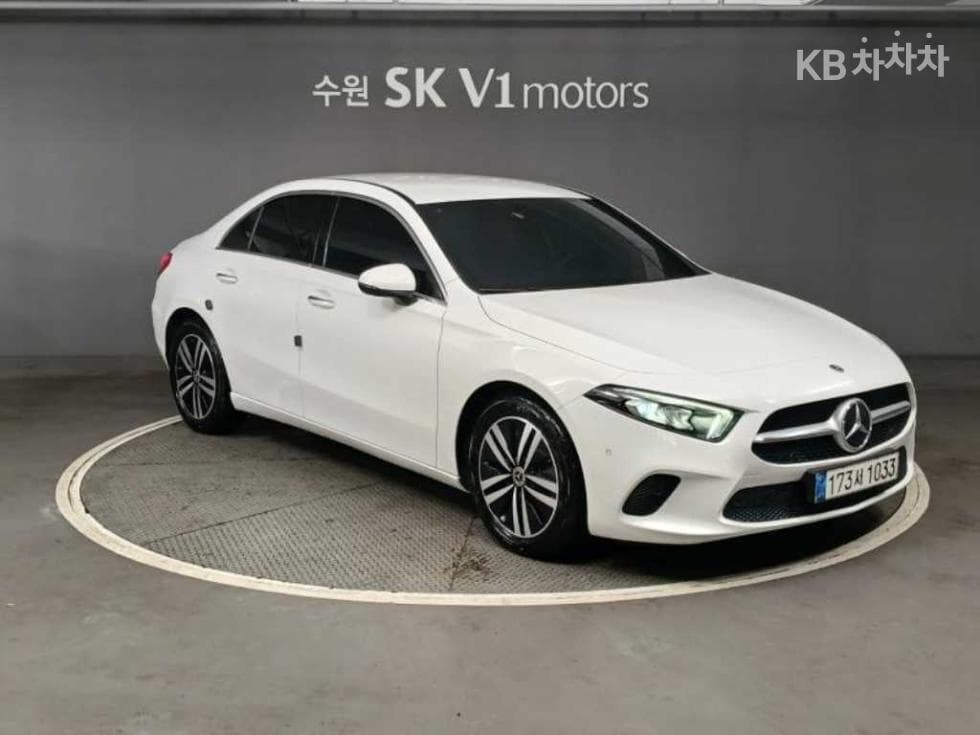 Mercedes-Benz A클래스(W177) A220 Sedan - - Image 1