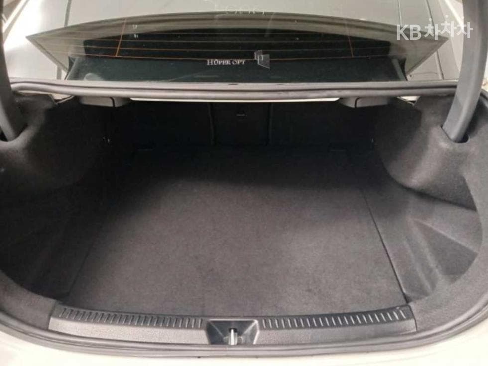 Mercedes-Benz A클래스(W177)A220 Sedan - - 18