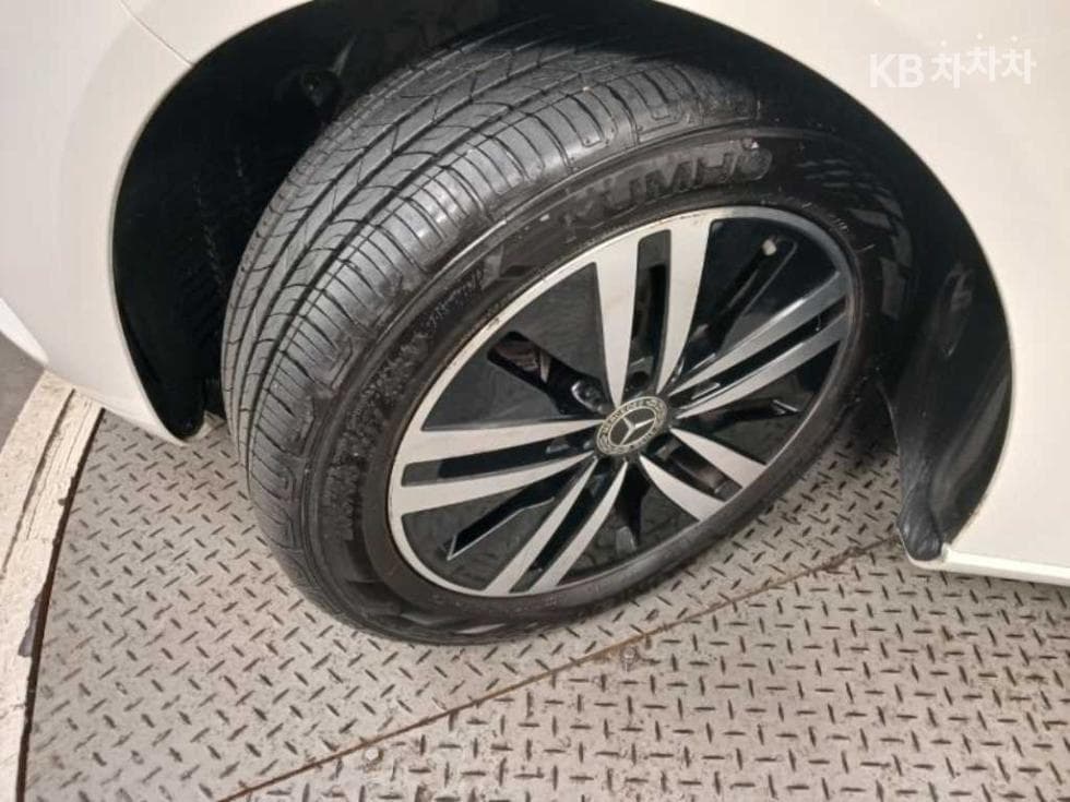 Mercedes-Benz A클래스(W177)A220 Sedan - - 20