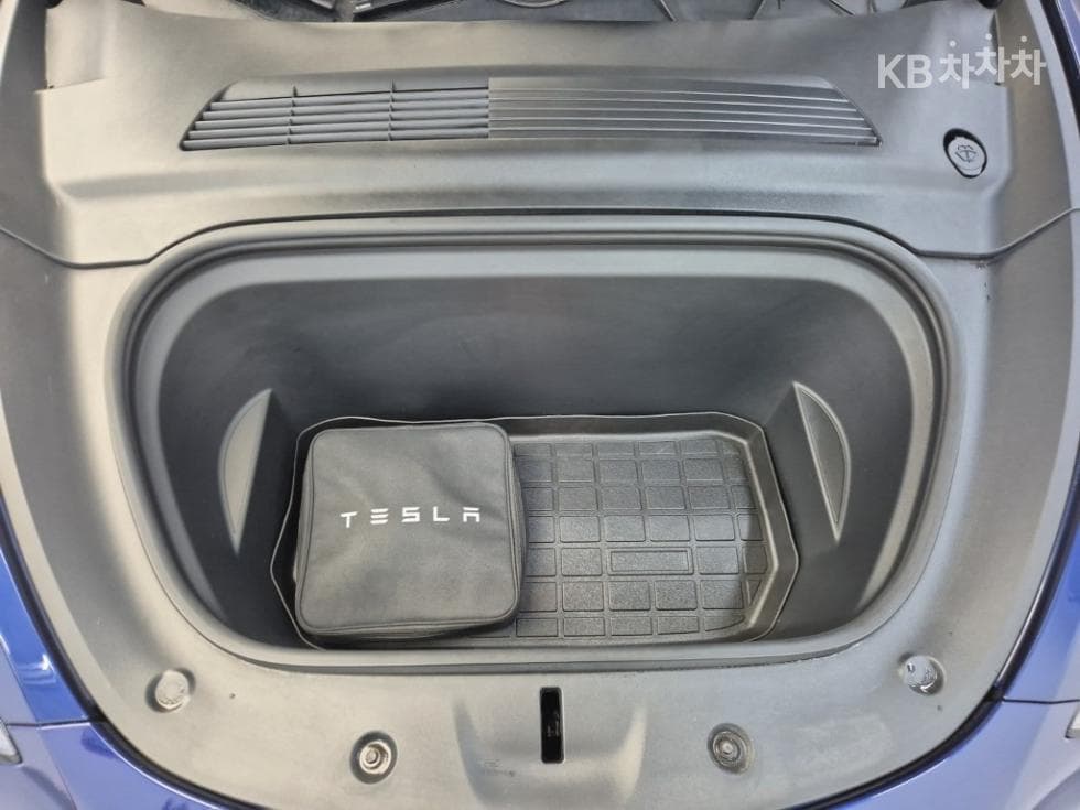 테슬라 Model YStandard Range - 5