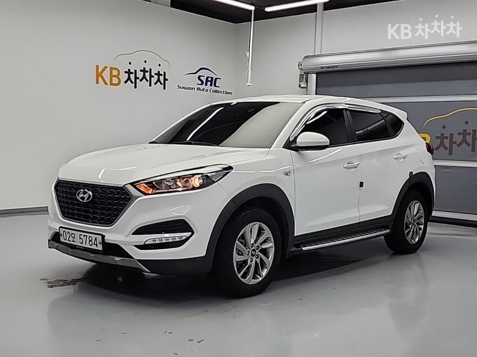 Hyundai All New Tucson Diesel (e-VGT UⅡ)1.7 2WD Smart - Image 1
