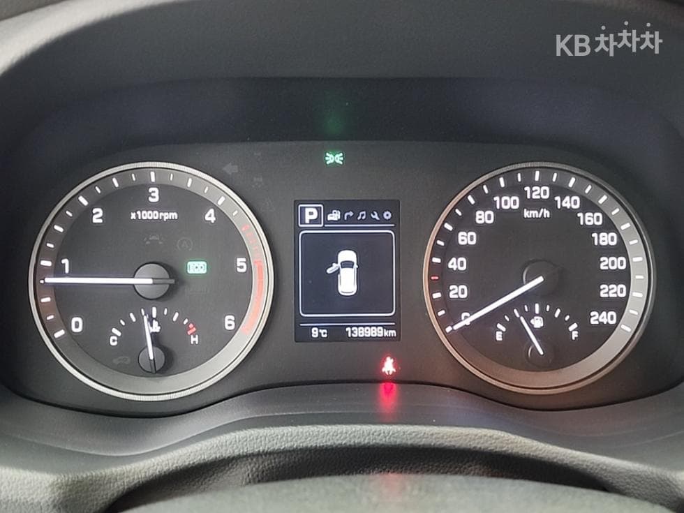 Hyundai All New TucsonDiesel(e-VGT UⅡ)1.7 2WD Smart - 6