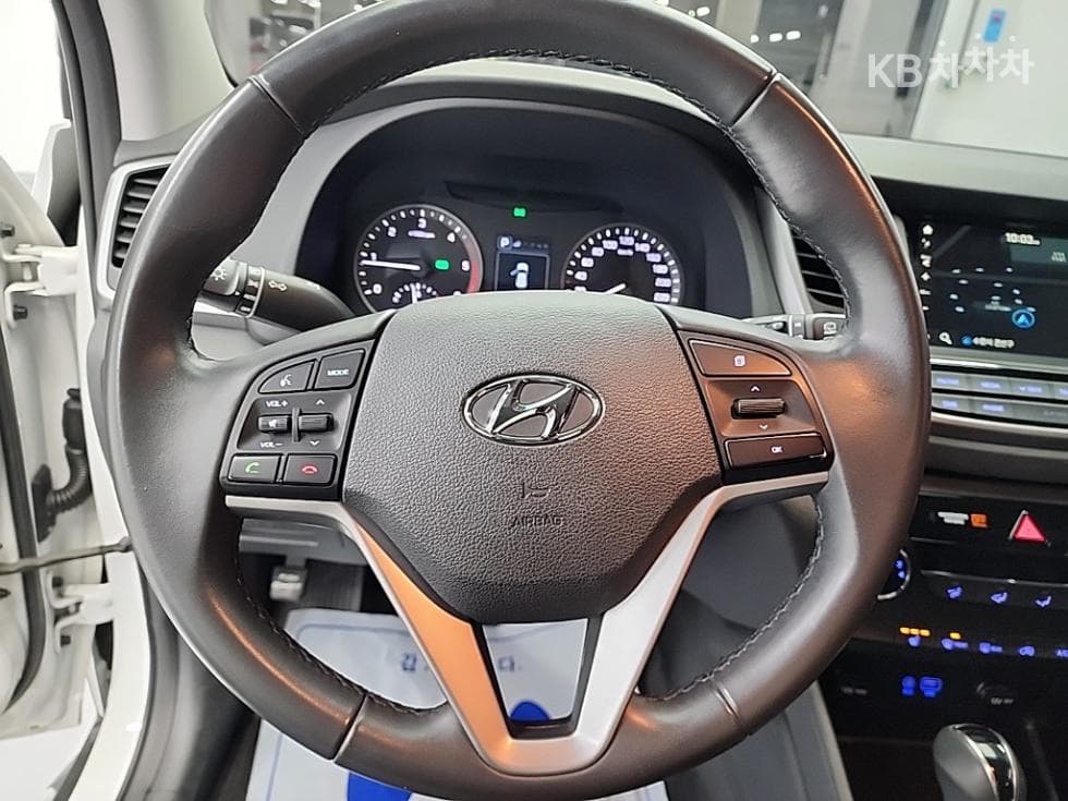 Hyundai All New TucsonDiesel(e-VGT UⅡ)1.7 2WD Smart - 9