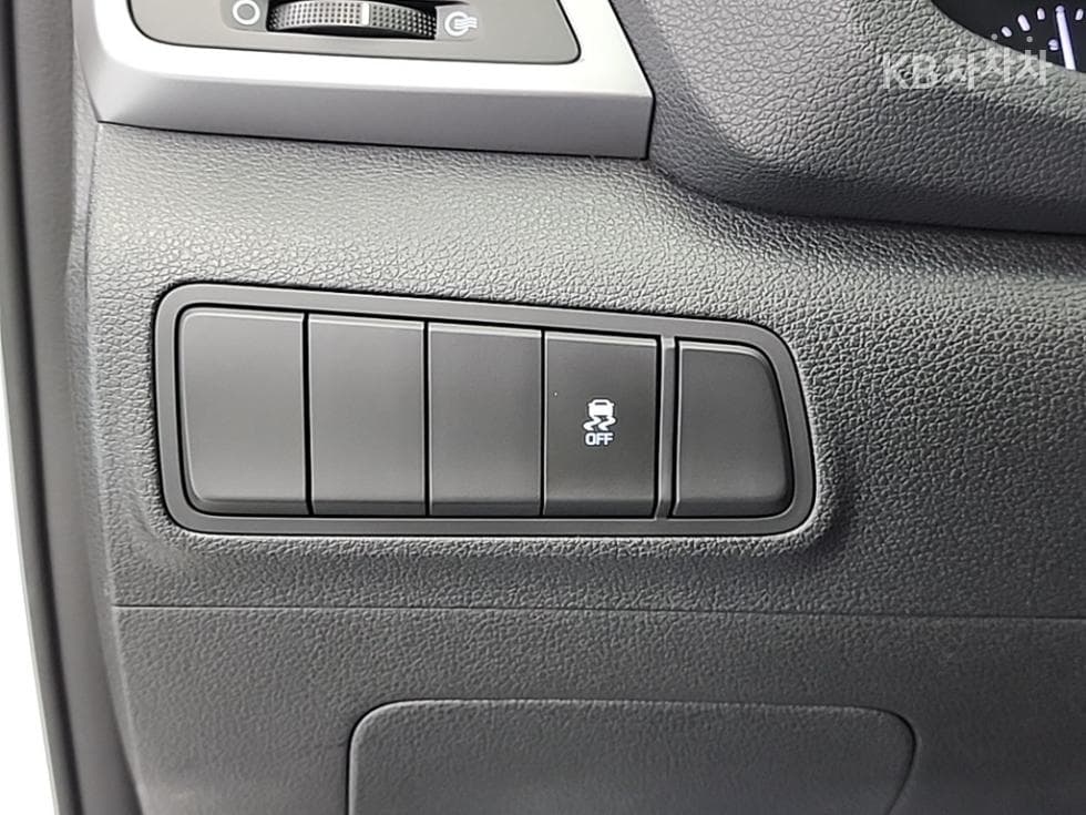 Hyundai All New TucsonDiesel(e-VGT UⅡ)1.7 2WD Smart - 17