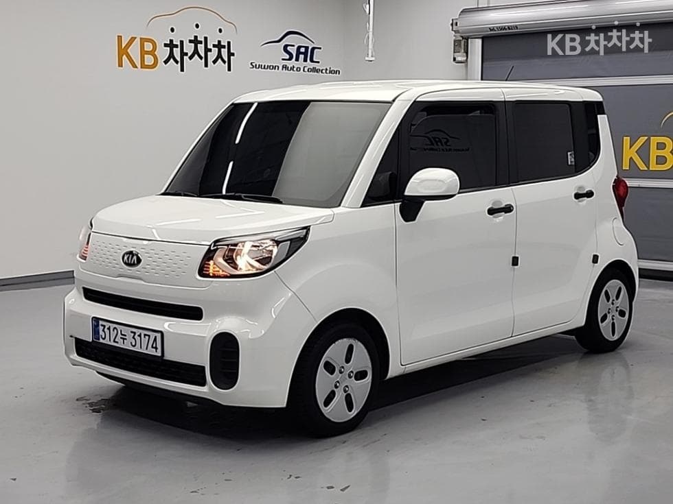 Kia The New Ray Van 1.0 Gasoline Van 1.0 Passenger Prestige - Image 1