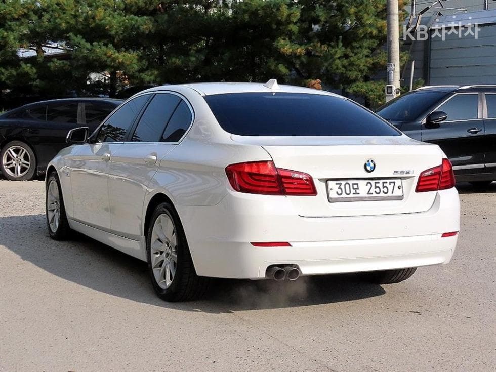 BMW New 5 Series 528i F10 (10-16 years) - Image 3