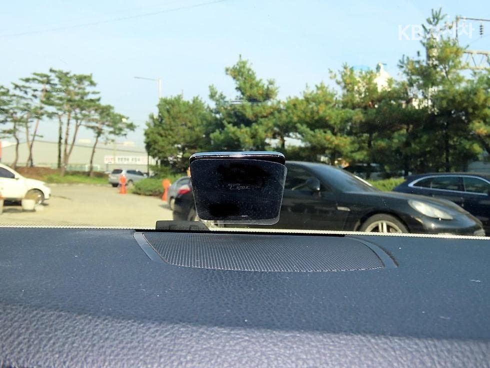 (30mo2557)BMW New 5 Series 528i F10 (10-16 years) - 16