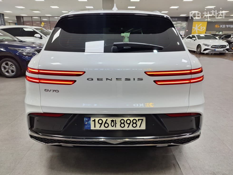 Дженезис GV70Бензин 2.5T 2WD - 5