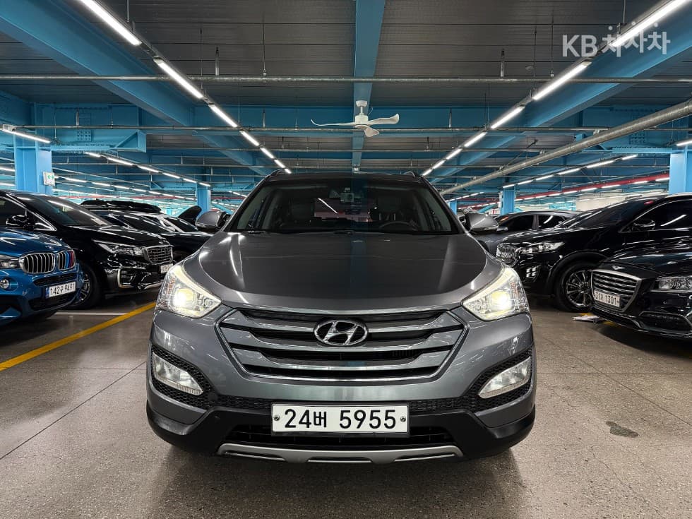 Hyundai Santa Fe DM R2.0 2WD PREMIUM Base - Image 2