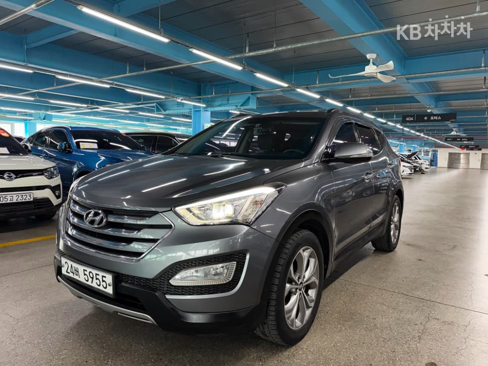 Hyundai Santa Fe DM R2.0 2WD PREMIUM Base - Image 1