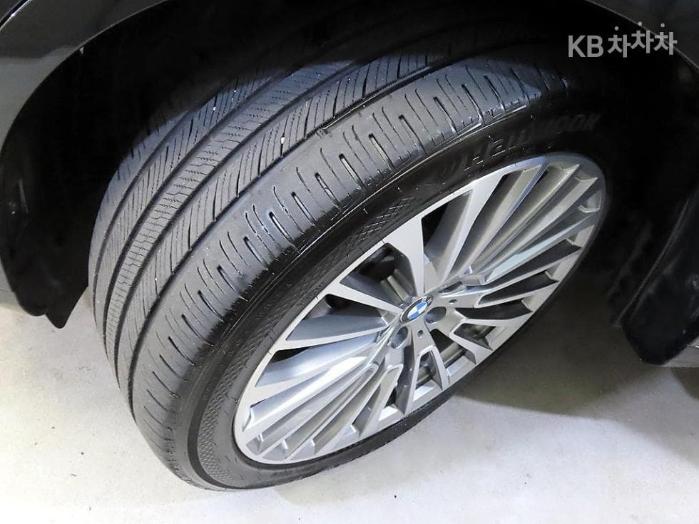 BMW X7(G07)xDrive 40i M Sport - 20