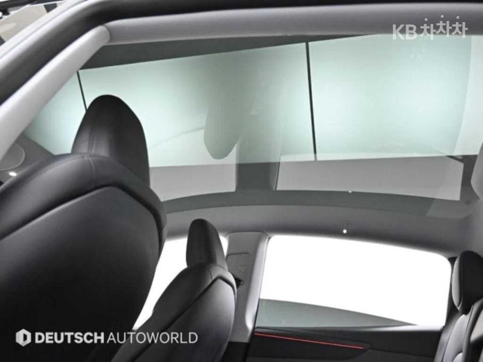 (37du0559)Tesla Model YRWD Base - 19