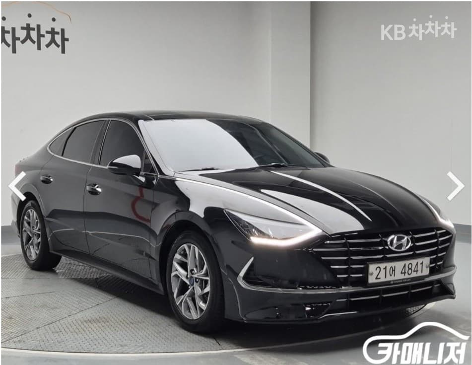 Hyundai Sonata (DN8) 2.0 Premium Family - Image 3