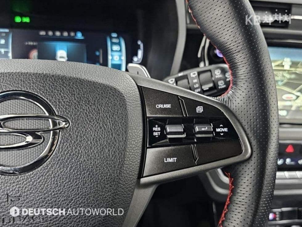 KG Mobility 뷰티플 코란도1.5 GDi Turbo 2WD R-PLUS - 14