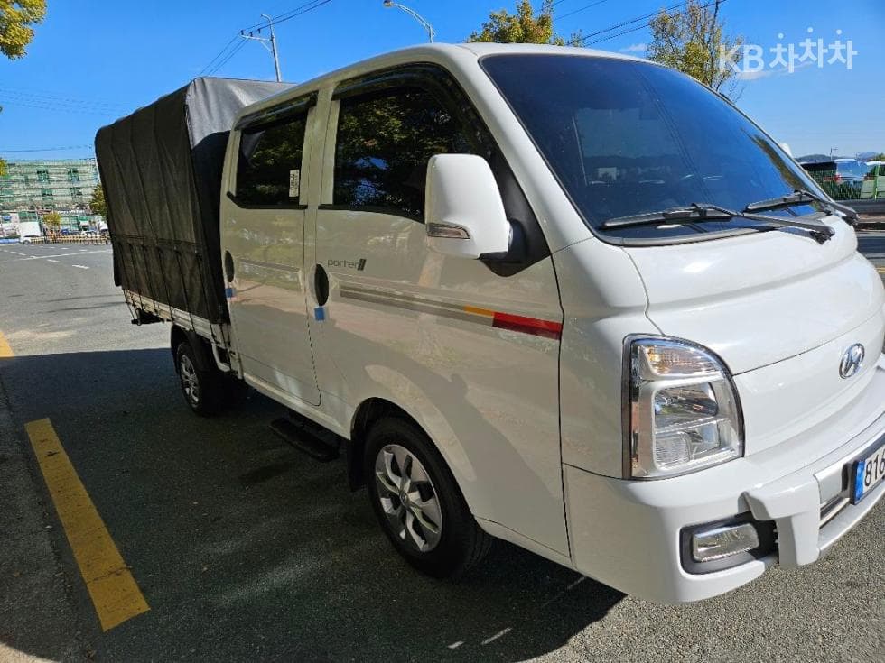 Hyundai Porter2 Extra Long Axle Double Cab CRDi Premium - Image 3