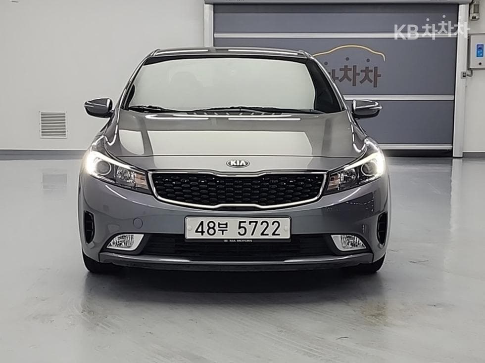 Kia The New K3 1.6 Gasoline Trendy Style - Image 2