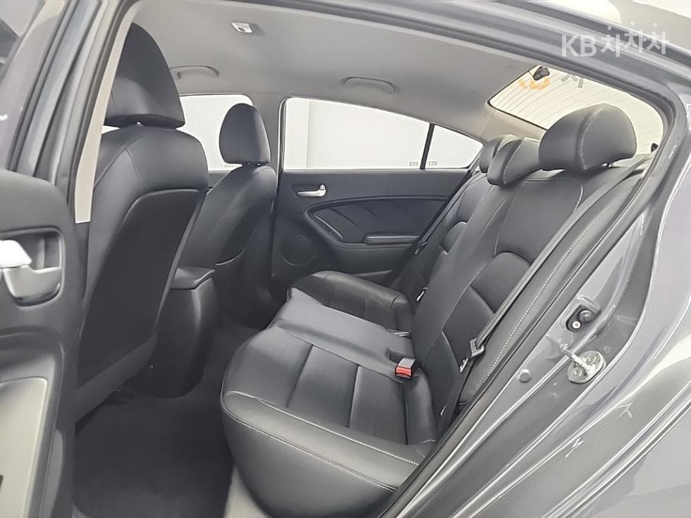 (48Part 5722)Kia The New K31.6 Gasoline Trendy Style - 12