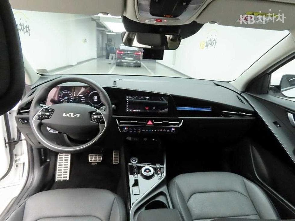 Kia The All New Niro1.6 HEV Signature - 6