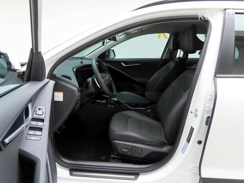 Kia The All New Niro1.6 HEV Signature - 11