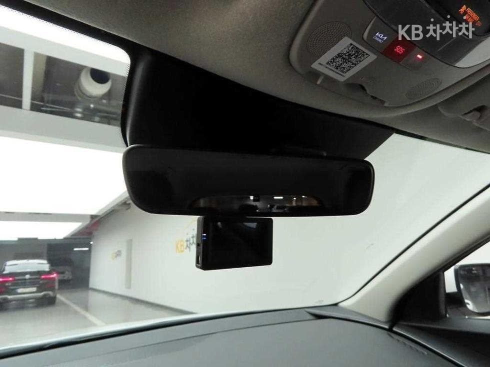 Kia The All New Niro1.6 HEV Signature - 13