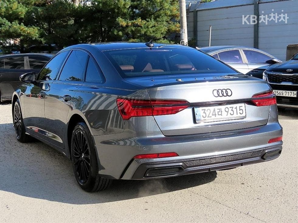 아우디 A6(C8) 45 TFSI Quattro Premium - Image 3