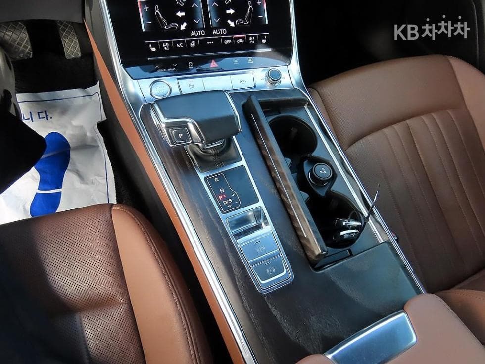 (324라9315)아우디 A6(C8)45 TFSI Quattro Premium - 11