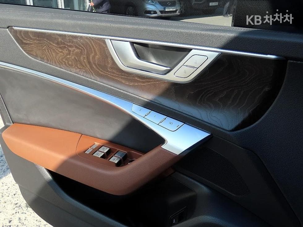 (324라9315)아우디 A6(C8)45 TFSI Quattro Premium - 12