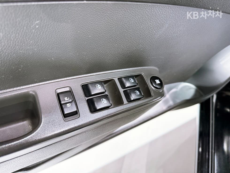 (31O4825)KoreaGM Chevrolet SparkSpark S LS+ - 9