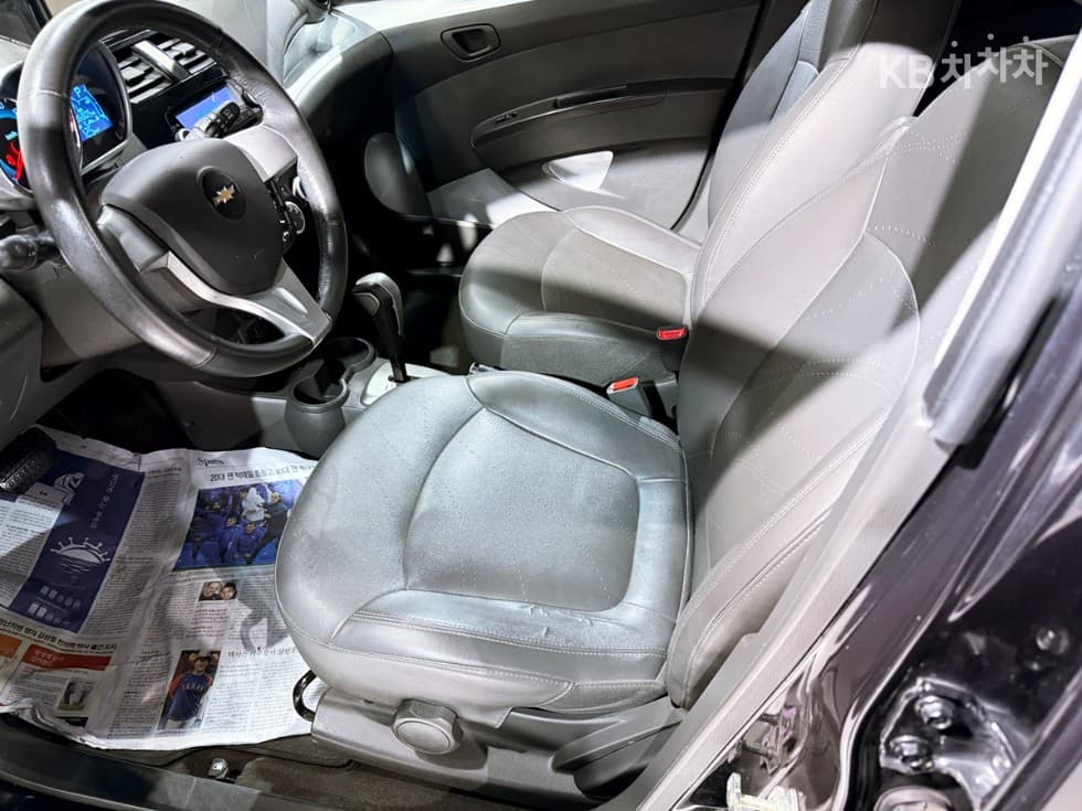 (31O4825)KoreaGM Chevrolet SparkSpark S LS+ - 18