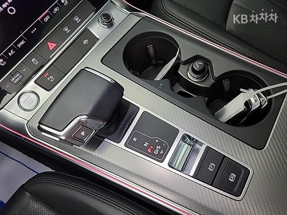 (328m4082)Audi A6(C8)40 TDI Basic - 8