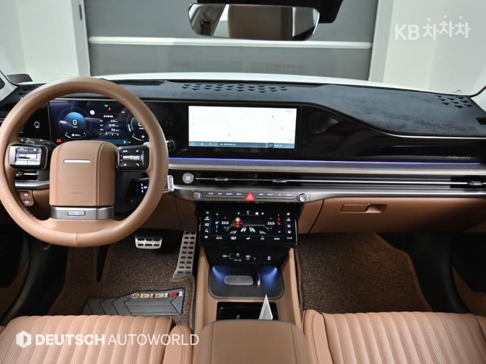 (237of 1095)Hyundai D All New Grandeur Hybrid1.6 Turbo Gasoline Calligraphy Black Exterior - 7