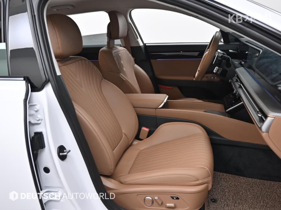 (237of 1095)Hyundai D All New Grandeur Hybrid1.6 Turbo Gasoline Calligraphy Black Exterior - 10