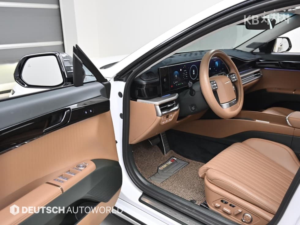 (237of 1095)Hyundai D All New Grandeur Hybrid1.6 Turbo Gasoline Calligraphy Black Exterior - 11