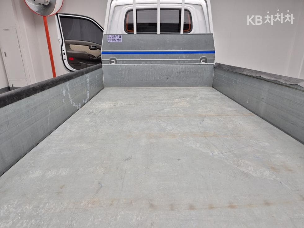 (86new2025)Hyundai Porter2 Electric Supercab Extra Long Axle Premium Special - 18