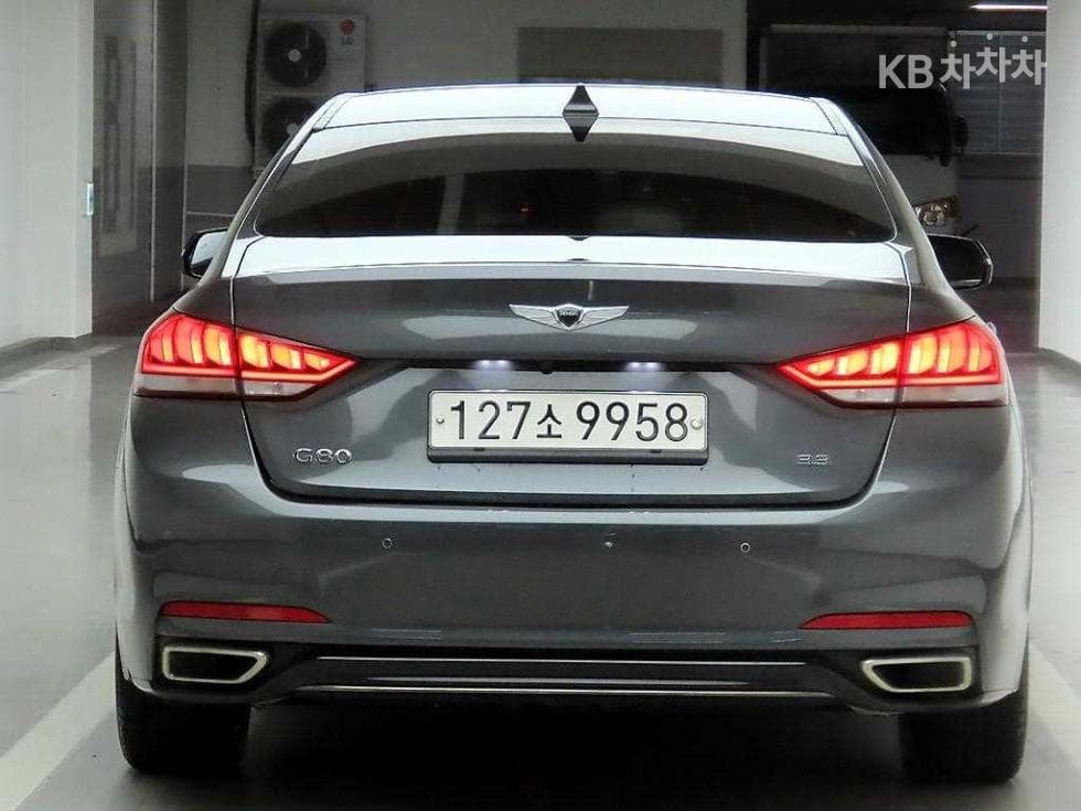 Genesis G80 3.3 GDI Luxury - Image 3