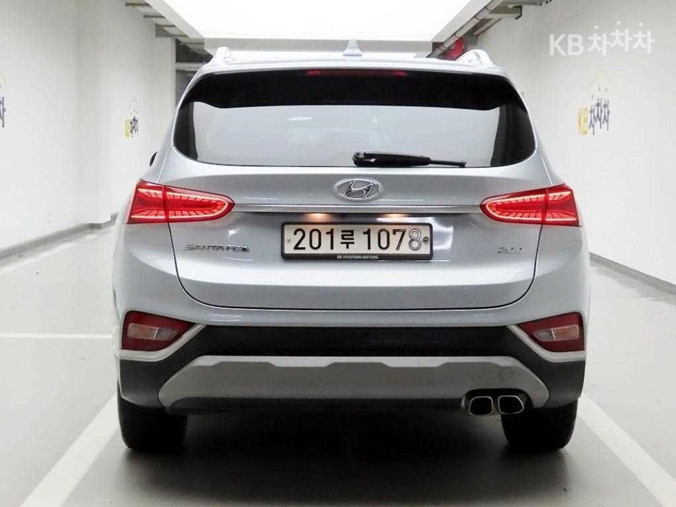 Hyundai Santa Fe TM Diesel 2.0 2WD Exclusive Special - Image 3