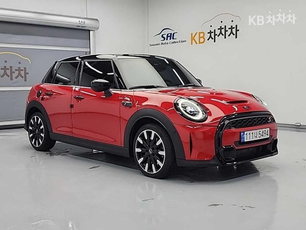 Mini Cooper 5-Door S 2.0 Classic Base - Image 4