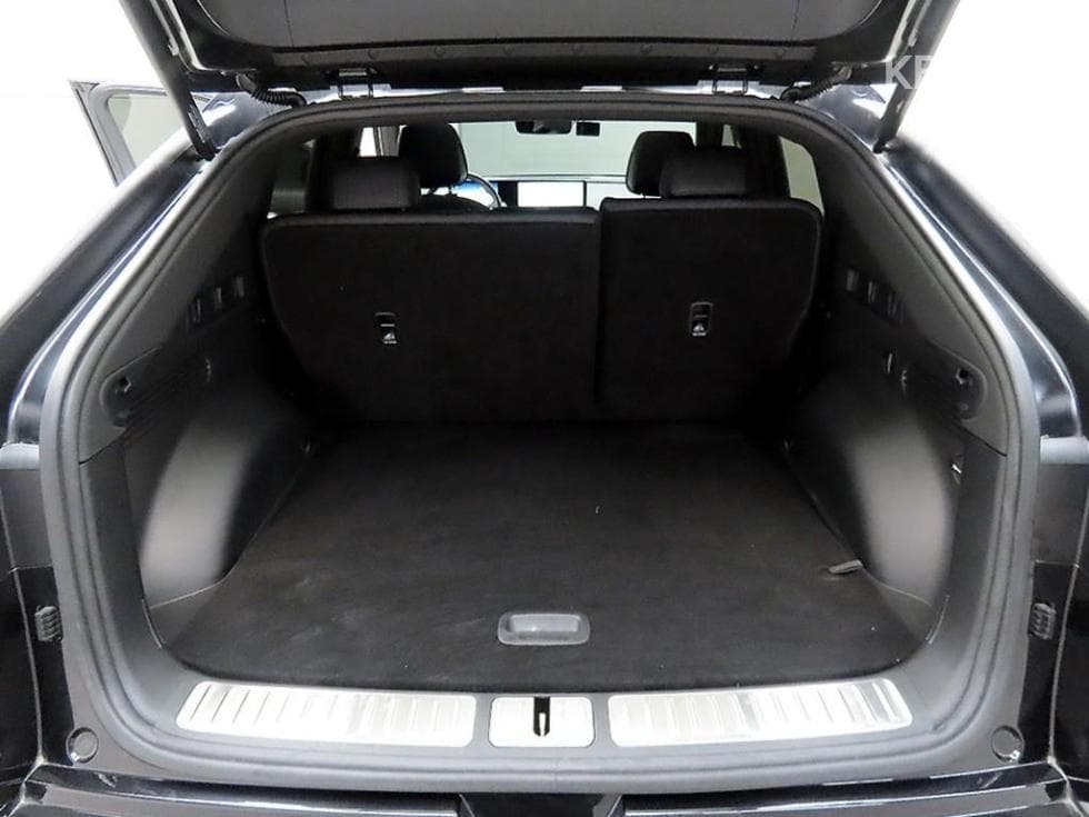 Дженезис GV60Стандартен 2WD Стандартен - 18