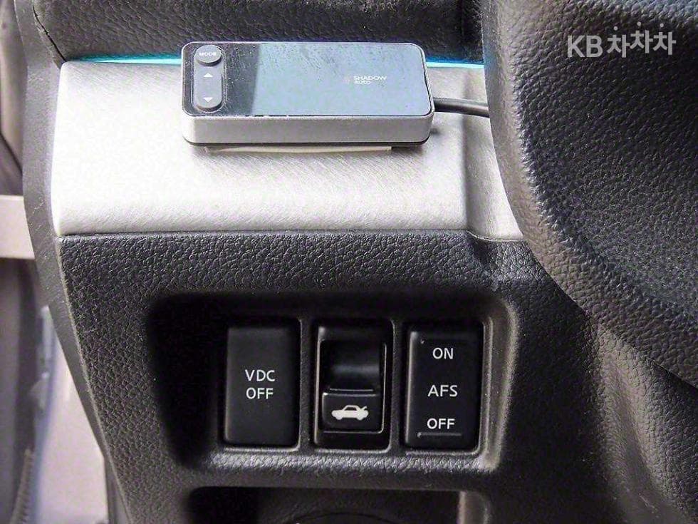 (2762484)INFINITI G37 Coupe V36 - 13