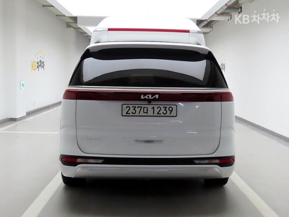 Киа Канивал 4-то поколениеВисок Лимузин (Канивал) G3.5 GDI 9-местен Signature - 3