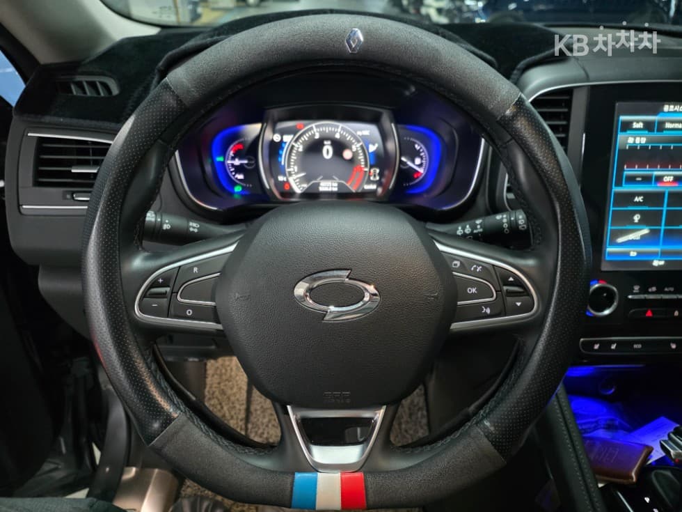 Renault Korea QM62.0 2WD RE Signature - 13