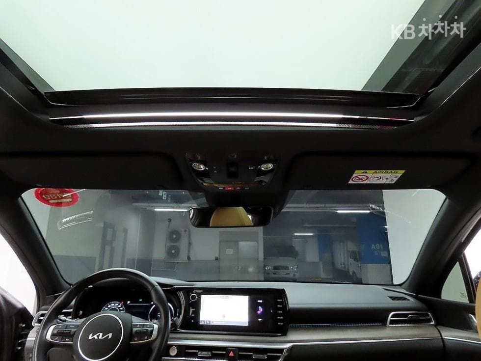 (239N4578)Kia K5 3rd Generation 1.6 GDI Turbo Signature - 17