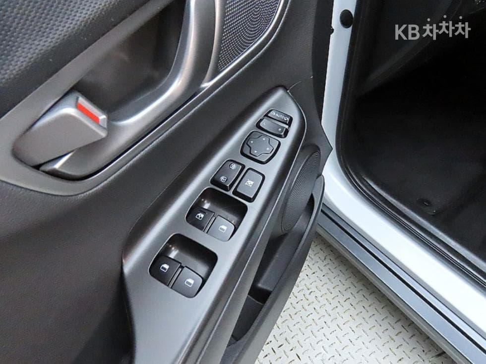 (52Part 4389)Hyundai Kona ElectricModern - 13