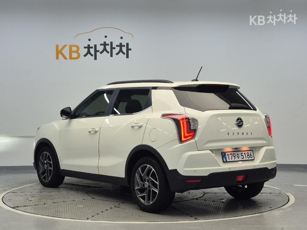 KGMobility VERY New Tivoli Petrol V3 2WD Basic - Image 2
