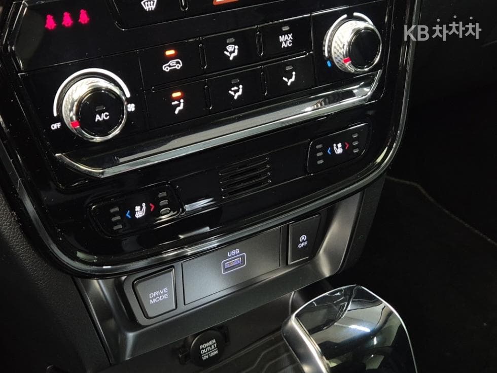 (179수5186)KG Mobility Veri New Tivoli Gasoline V3 2WD Basic - 18