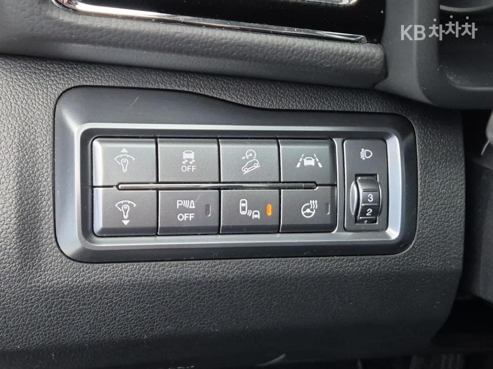 (179수5186)KG Mobility Veri New Tivoli Gasoline V3 2WD Basic - 19