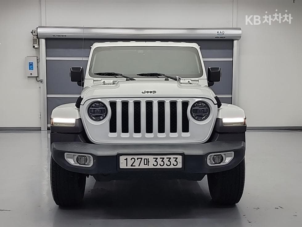 Jeep Wrangler (JL) 2.0 Sahara 4-Door Base - Image 2