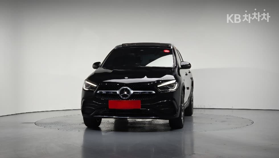 Mercedes-Benz GLA H247250 4Matic Стандартен - 3