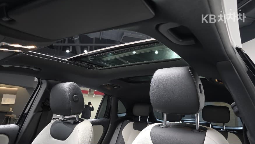 Mercedes-Benz GLA H247250 4Matic Стандартен - 20