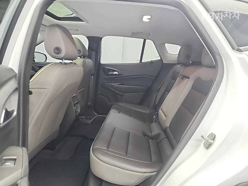 (133m2435)GM Trax Crossover 1.2L Gasoline 2WD ACTIV - 12